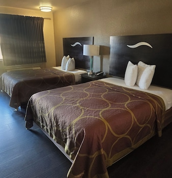 Room, 2 Queen Beds, Smoking