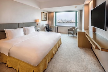 1 King Bed Premium River view