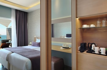 Deluxe Double or Twin Room, Sea View