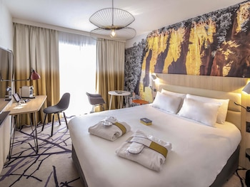 Privilege, Superior Room, 1 Double Bed, Balcony