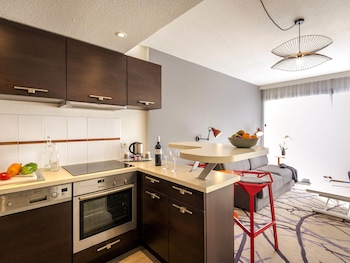 Apartment, 1 Double Bed with Sofa bed, Balcony, Garden View