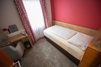 Economy Room, 1 Twin Bed