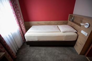 Economy Room, 1 Twin Bed