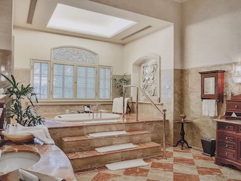 Presidential Suite, 1 King Bed