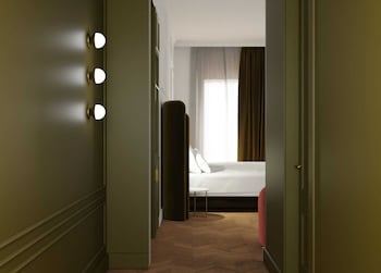 Double Room, 1 King Bed