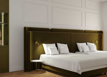 Double Room, 1 King Bed