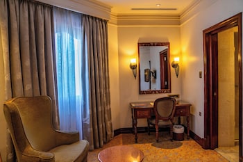 Deluxe Double Room, Garden View