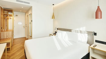 Standard Room, 1 Double Bed
