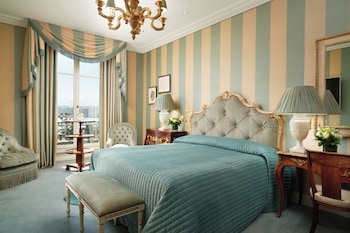 Exclusive Room, 1 King Bed, Lake View