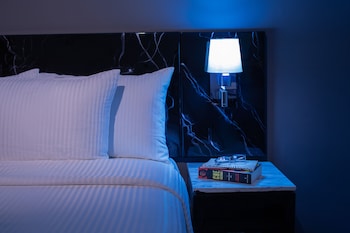 Superior Room, 1 King Bed