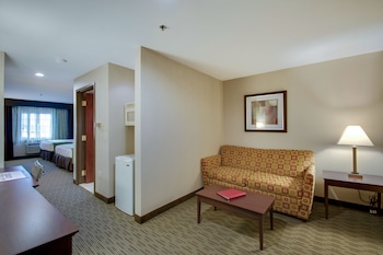 Suite, 2 Queen Beds, Non Smoking, Refrigerator & Microwave (with Sofabed)