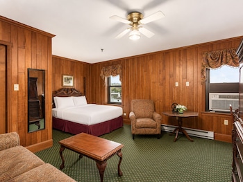 Queen Junior Suite