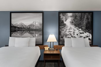 Room, 2 Queen Beds, Non Smoking