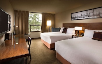 Deluxe Double Room (Coast Premium Two Doubles)
