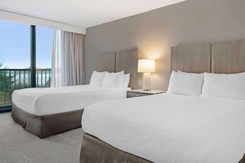 Standard Room, 2 Queen Beds, Bathtub (Non Pet Friendly)