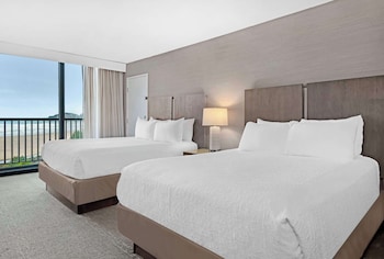 Standard Room, 2 Queen Beds, Refrigerator & Microwave, Oceanfront (Non Pet Friendly)