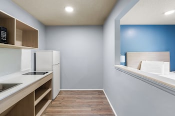 Room, 1 Queen Bed with Sofa bed, Accessible, Non Smoking