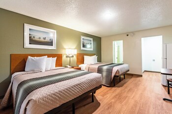 Standard Studio, 1 Queen Bed, Accessible, Non Smoking