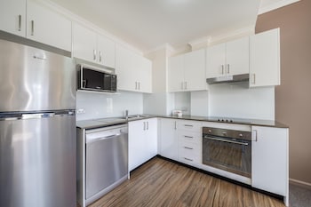 One Bedroom Apartment (No Housekeeping)