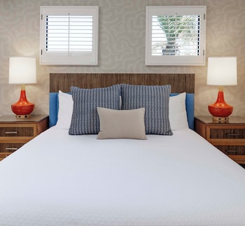 Room, Multiple Beds, Beachfront