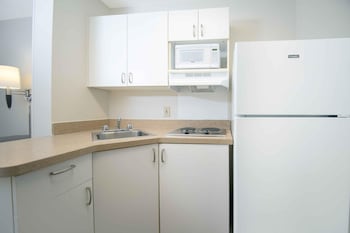 Deluxe Studio, 1 King Bed with Sofa bed, Non Smoking