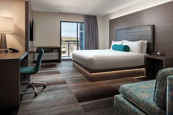 aloft, Suite, 1 King Bed, Balcony