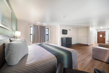 Studio, 1 Queen Bed, Non Smoking