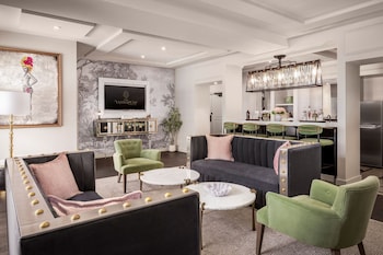 The Gallivant Suite, 1 King