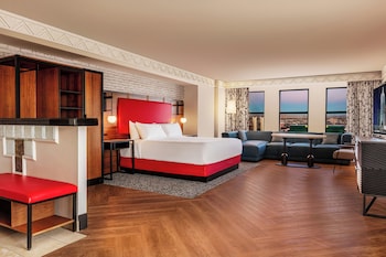 Marquis Suite