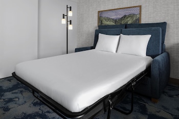Room, 1 King Bed with Sofa bed (Study)