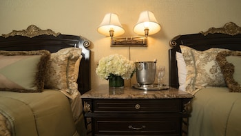 Deluxe Room, 2 Double Beds