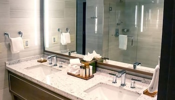 King Mini-Suite