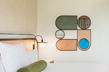 Suite (Marbella)