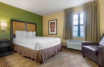 Studio, 1 Queen Bed, Accessible, Non Smoking