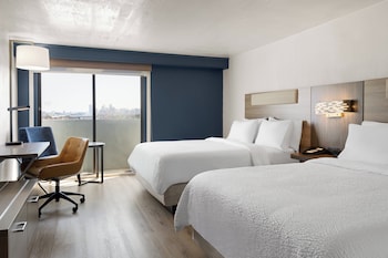 Standard Room, 2 Queen Beds, Hearing Accessible