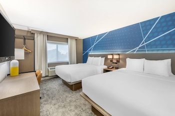Suite, 2 Queen Beds, Non Smoking