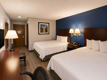 Standard Room, 2 Queen Beds, Non Smoking