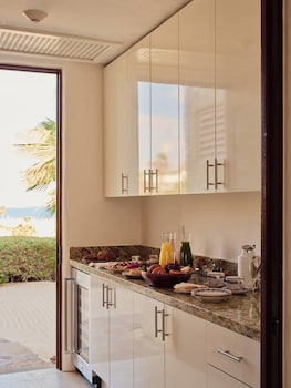 One Bedroom Oceanview Villa