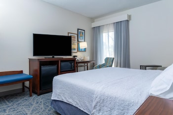 Room, 1 King Bed, Accessible, Microwave