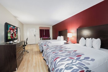 Standard Suite, 2 King Beds, Non Smoking