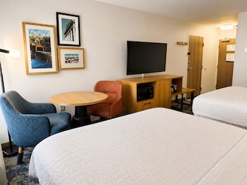 Room, 2 Queen Beds, Non Smoking