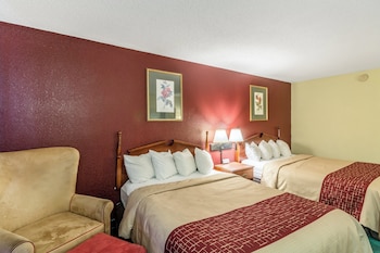 Deluxe Room, 2 Queen Beds, Non Smoking
