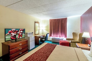 Deluxe Room, 1 King Bed, Accessible, Non Smoking