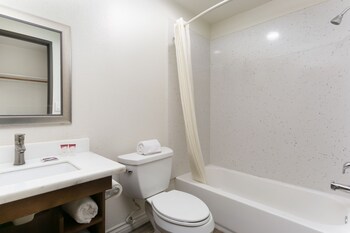 Single Room, 1 King Bed, Non Smoking, Jetted Tub