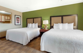Deluxe Studio, Multiple Beds, Non Smoking