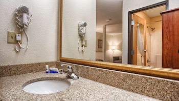 Standard Room, 2 Queen Beds, Non Smoking, Refrigerator & Microwave