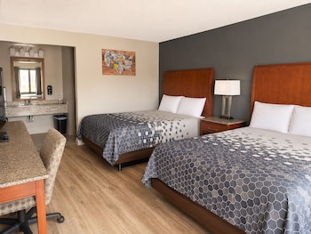 Standard Room, 2 Double Beds, Non Smoking