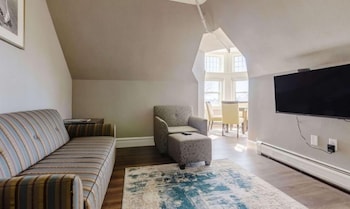 Presidential Suite, 1 Queen Bed with Sofa bed