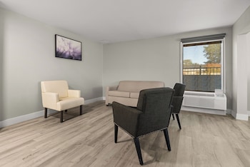 Superior Room, 1 King Bed, Non Smoking