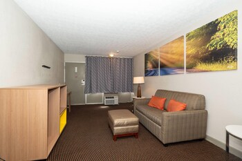 Deluxe Studio Suite, 2 Double Beds, Non Smoking